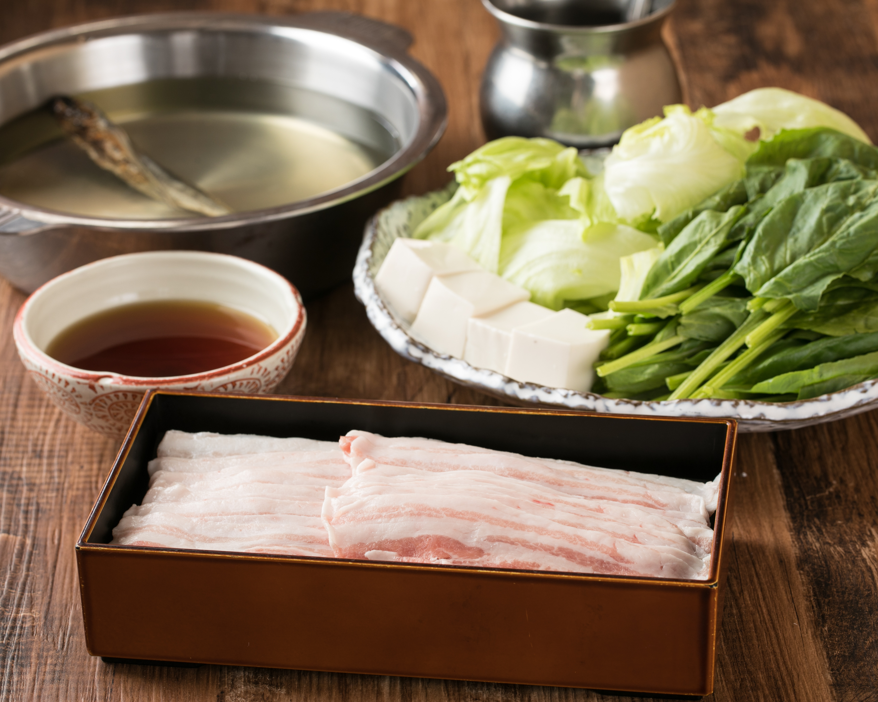 肉の旨みを最大限に引き出す、あごだしという選択
